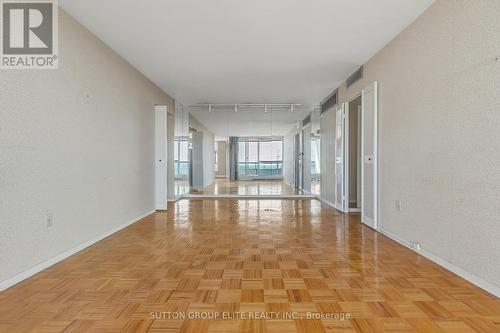 709 - 44 Longbourne Drive, Toronto, ON - Indoor Photo Showing Other Room