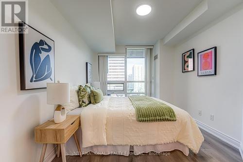 1203 - 15 Greenview Avenue, Toronto, ON - Indoor Photo Showing Bedroom