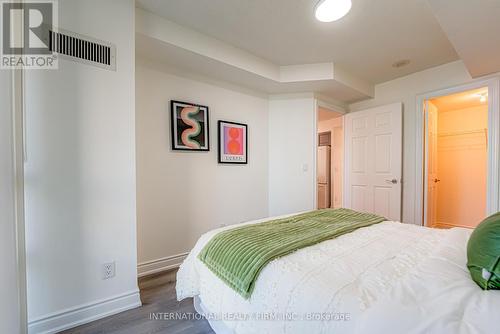 1203 - 15 Greenview Avenue, Toronto, ON - Indoor Photo Showing Bedroom