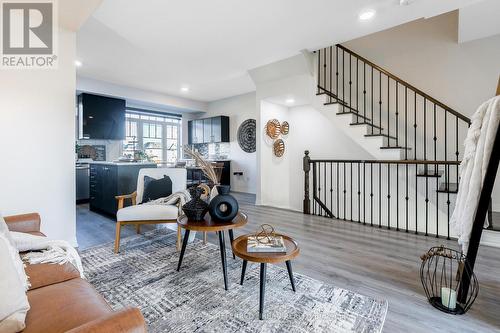 70 Ambereen Place, Clarington, ON - Indoor Photo Showing Living Room