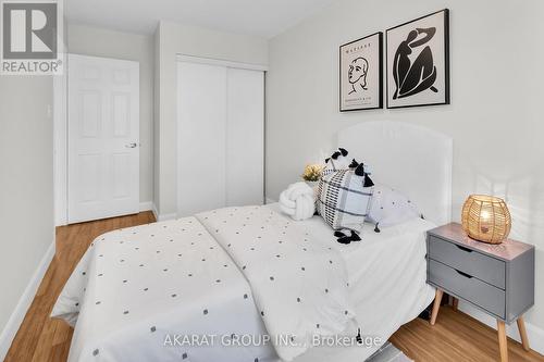 75 Gatwick Drive, Oakville, ON - Indoor Photo Showing Bedroom