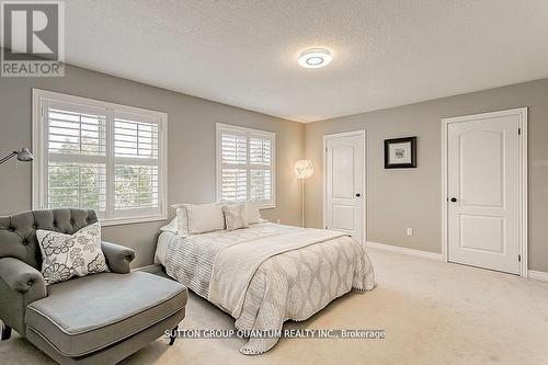 3362 Fox Run Circle, Oakville, ON - Indoor Photo Showing Bedroom