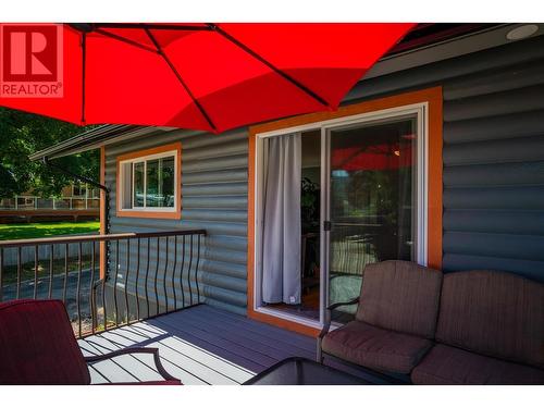 1845 Third Street, Fruitvale, BC - Outdoor With Deck Patio Veranda With Exterior