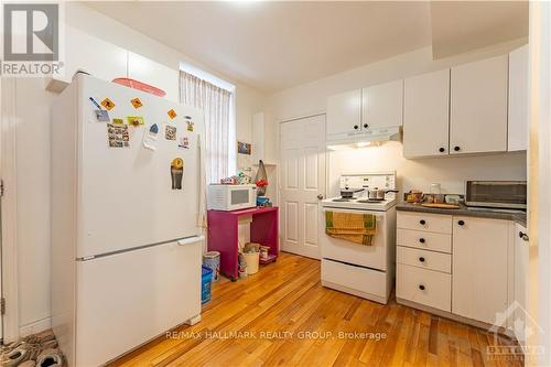 68 Main Street, Champlain, ON - Indoor Photo Showing Kitchen