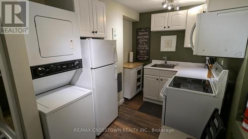 243 Lillian Crescent, Barrie, ON - Indoor Photo Showing Laundry Room