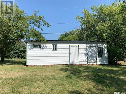 832 Railway Avenue, Bruno, SK - Outdoor