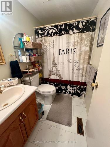 69 Horseley Hill Drive, Toronto (Malvern), ON - Indoor Photo Showing Bathroom