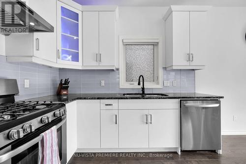 1330 Dyer Crescent, London, ON - Indoor Photo Showing Kitchen With Stainless Steel Kitchen With Upgraded Kitchen