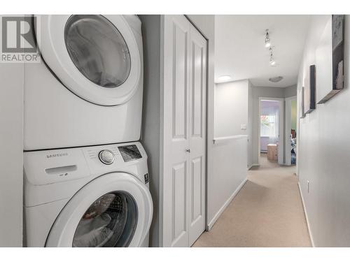 14 11060 Barnston View Road, Pitt Meadows, BC - Indoor Photo Showing Laundry Room