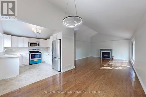 38 Cartier Crescent, Toronto, ON - Indoor Photo Showing Kitchen With Stainless Steel Kitchen