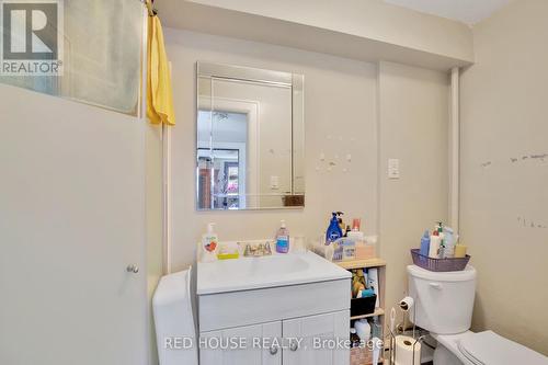 531 Mcewan Avenue E, Windsor, ON - Indoor Photo Showing Bathroom