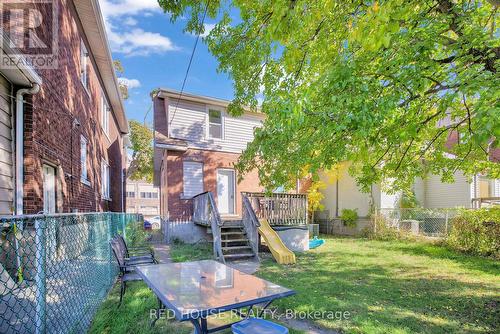 531 Mcewan Avenue E, Windsor, ON - Outdoor