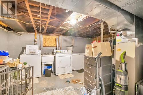 531 Mcewan Avenue E, Windsor, ON - Indoor Photo Showing Laundry Room