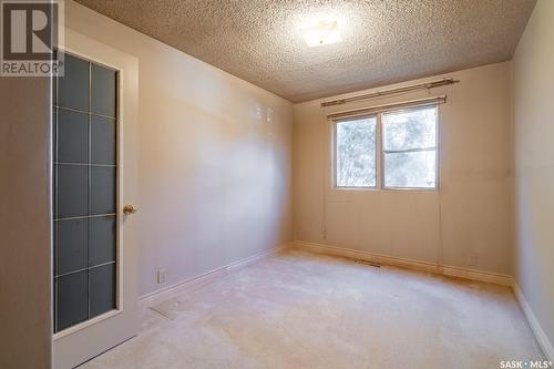 81 Mcnab Crescent, Regina, SK - Indoor Photo Showing Other Room