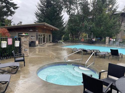 234-1175 Resort Dr, Parksville, BC - Outdoor With In Ground Pool With Backyard