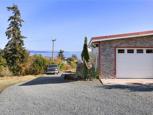 3021 Raymur Pl, Qualicum Beach, BC 