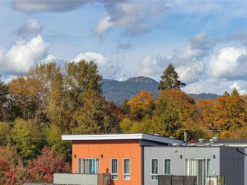 301-245 First St, Duncan, BC - Outdoor With View