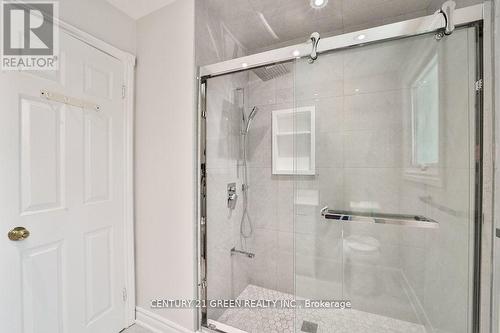 25 Ferrah Street, Markham, ON - Indoor Photo Showing Bathroom