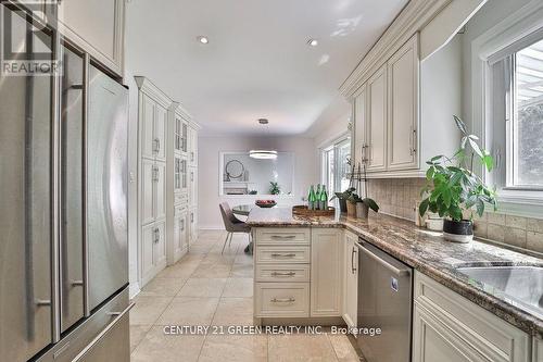 25 Ferrah Street, Markham, ON - Indoor Photo Showing Kitchen