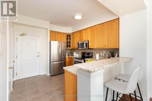 211 - 3531 Lake Shore Boulevard W, Toronto, ON - Indoor Photo Showing Kitchen