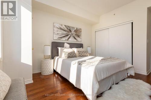 211 - 3531 Lake Shore Boulevard W, Toronto, ON - Indoor Photo Showing Bedroom