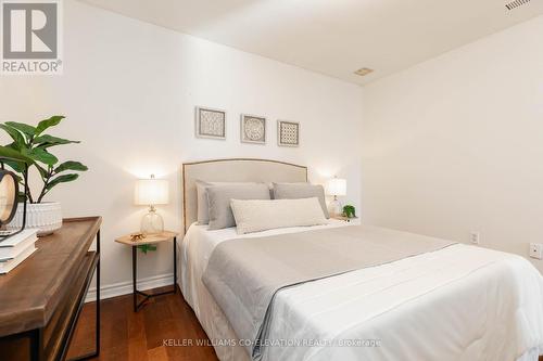 211 - 3531 Lake Shore Boulevard W, Toronto, ON - Indoor Photo Showing Bedroom