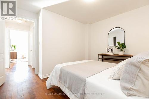 211 - 3531 Lake Shore Boulevard W, Toronto, ON - Indoor Photo Showing Bedroom