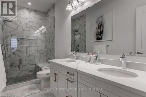 258 Ironwood Way, Georgian Bluffs, ON - Indoor Photo Showing Bathroom