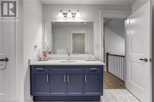 258 Ironwood Way, Georgian Bluffs, ON - Indoor Photo Showing Bathroom