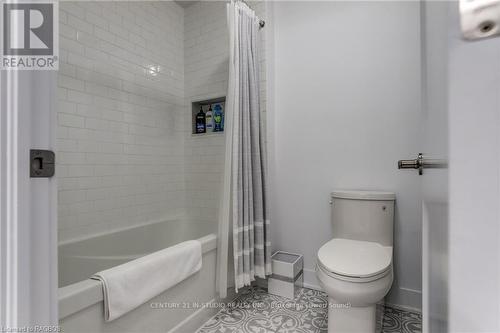 258 Ironwood Way, Georgian Bluffs, ON - Indoor Photo Showing Bathroom