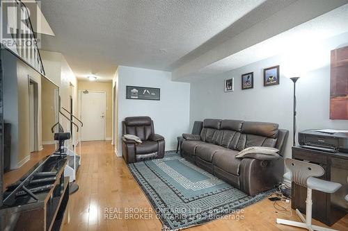 337 - 2 Valhalla Inn Road, Toronto, ON - Indoor