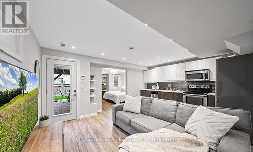 Bst - 67 Crimson Forest Drive, Vaughan, ON - Indoor Photo Showing Living Room