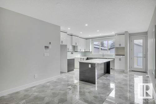 10219 151 St Nw, Edmonton, AB - Indoor Photo Showing Kitchen