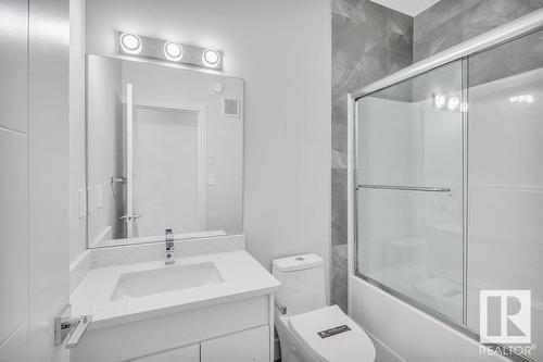 10219 151 St Nw, Edmonton, AB - Indoor Photo Showing Bathroom