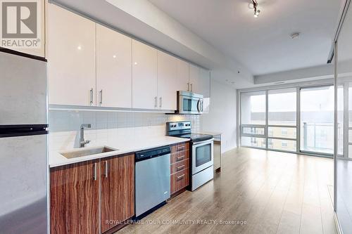 510 - 760 The Queensway, Toronto, ON - Indoor Photo Showing Kitchen With Upgraded Kitchen