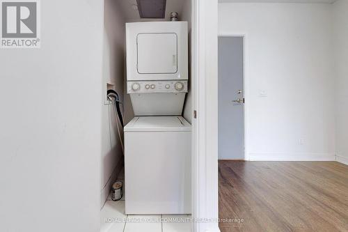 510 - 760 The Queensway, Toronto, ON - Indoor Photo Showing Laundry Room