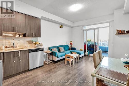 201 - 3600 Hwy 7, Vaughan, ON - Indoor Photo Showing Kitchen