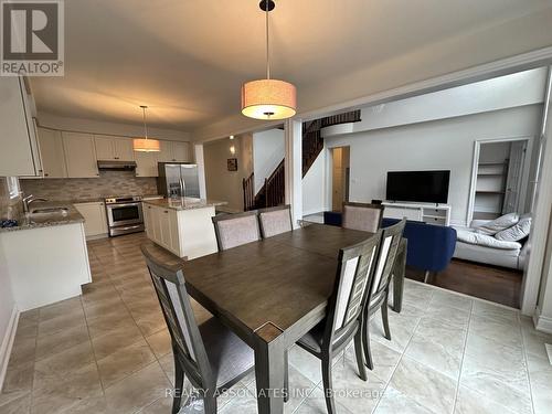 22 Carolina Rose Crescent, Markham, ON - Indoor Photo Showing Dining Room