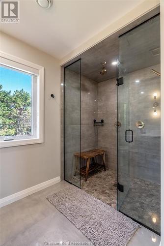 77 Tuscany Trail, Chatham, ON - Indoor Photo Showing Bathroom