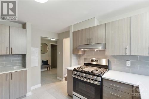 6 Shadetree Crescent, Ottawa, ON - Indoor Photo Showing Kitchen