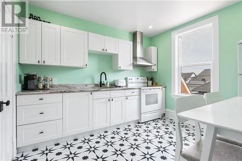 New - 7 Argyle Street, Renfrew, ON - Indoor Photo Showing Kitchen