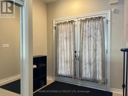 91 Earlsbridge Boulevard, Brampton, ON - Indoor Photo Showing Bathroom