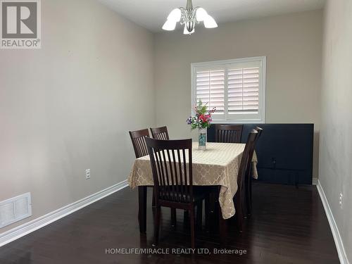 91 Earlsbridge Boulevard, Brampton, ON - Indoor Photo Showing Dining Room