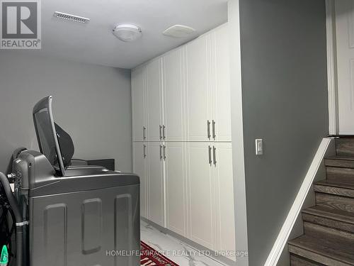 91 Earlsbridge Boulevard, Brampton, ON - Indoor Photo Showing Other Room