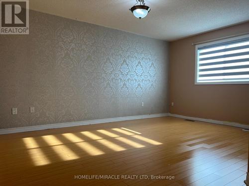 91 Earlsbridge Boulevard, Brampton, ON - Indoor Photo Showing Other Room