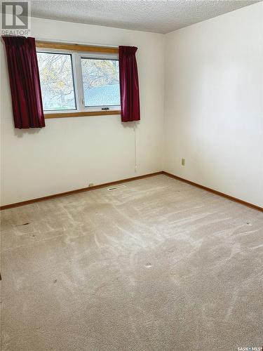 7469 Lake Avenue, Gull Lake, SK - Indoor Photo Showing Other Room