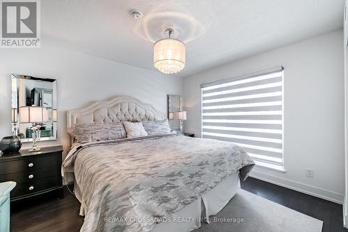 Th16 - 1245 Bayly Street, Pickering, ON - Indoor Photo Showing Bedroom