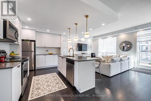 Th16 - 1245 Bayly Street, Pickering, ON - Indoor Photo Showing Kitchen With Stainless Steel Kitchen With Upgraded Kitchen