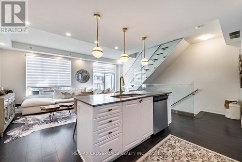 Th16 - 1245 Bayly Street, Pickering, ON - Indoor Photo Showing Kitchen With Double Sink