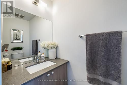 Th16 - 1245 Bayly Street, Pickering, ON - Indoor Photo Showing Bathroom